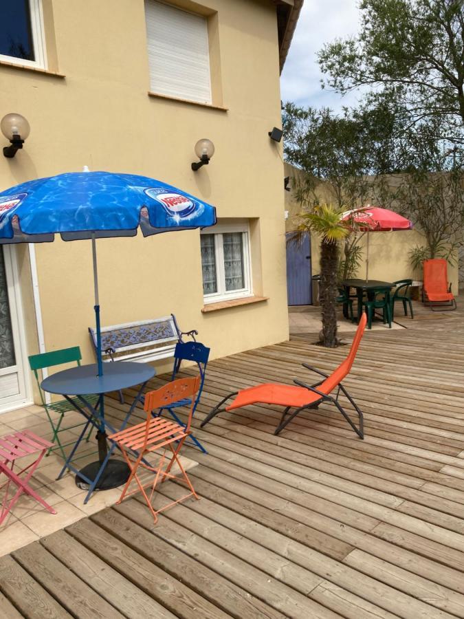 Le Robinson Bed & Breakfast Marseillan  Exterior foto