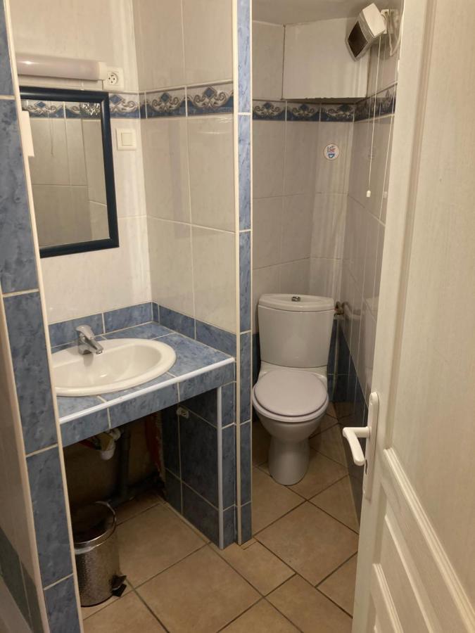 Le Robinson Bed & Breakfast Marseillan  Exterior foto
